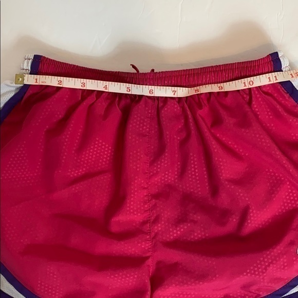 Nike Small Women’s Athletic Shorts Size Small - Picture 7 of 9